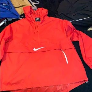 nike windbreaker